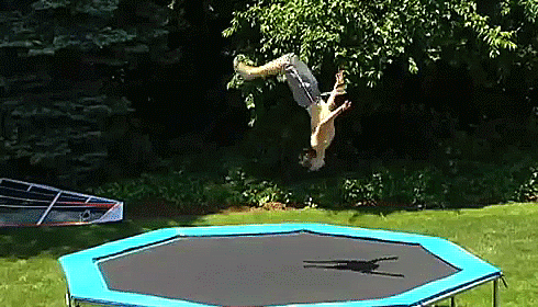 jumping trampolina